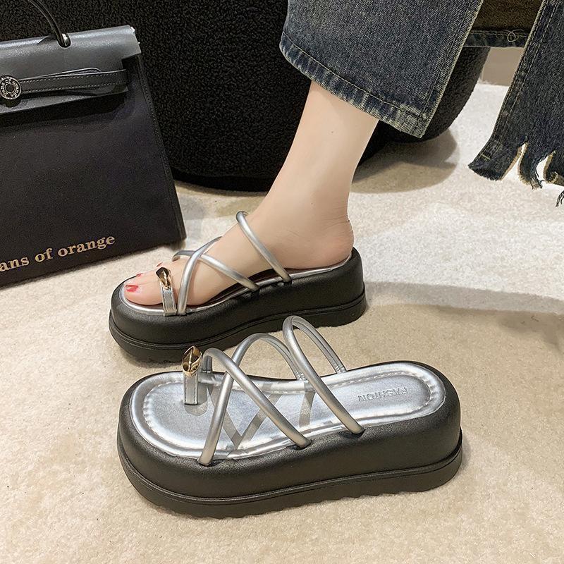 Chic Retro Platform Sandals for Stylish Summer Wear - Vogue Aura