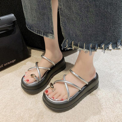 Chic Retro Platform Sandals for Stylish Summer Wear - Vogue Aura