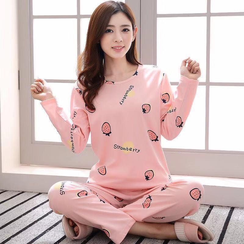 Cozy Long Sleeve Cotton Pajamas for Women's Relaxation - Vogue Aura