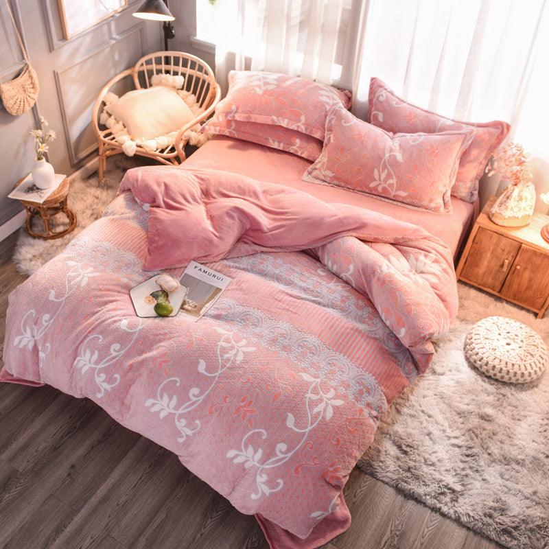 Customizable Floral Print Polyester Bed Linen Set - Vogue Aura