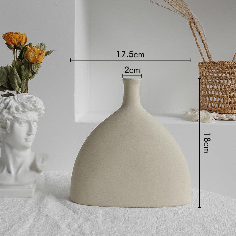 Elegant Nordic Ceramic Vase for Dried Flower Arrangements - Home Decor Art Display - Vogue Aura