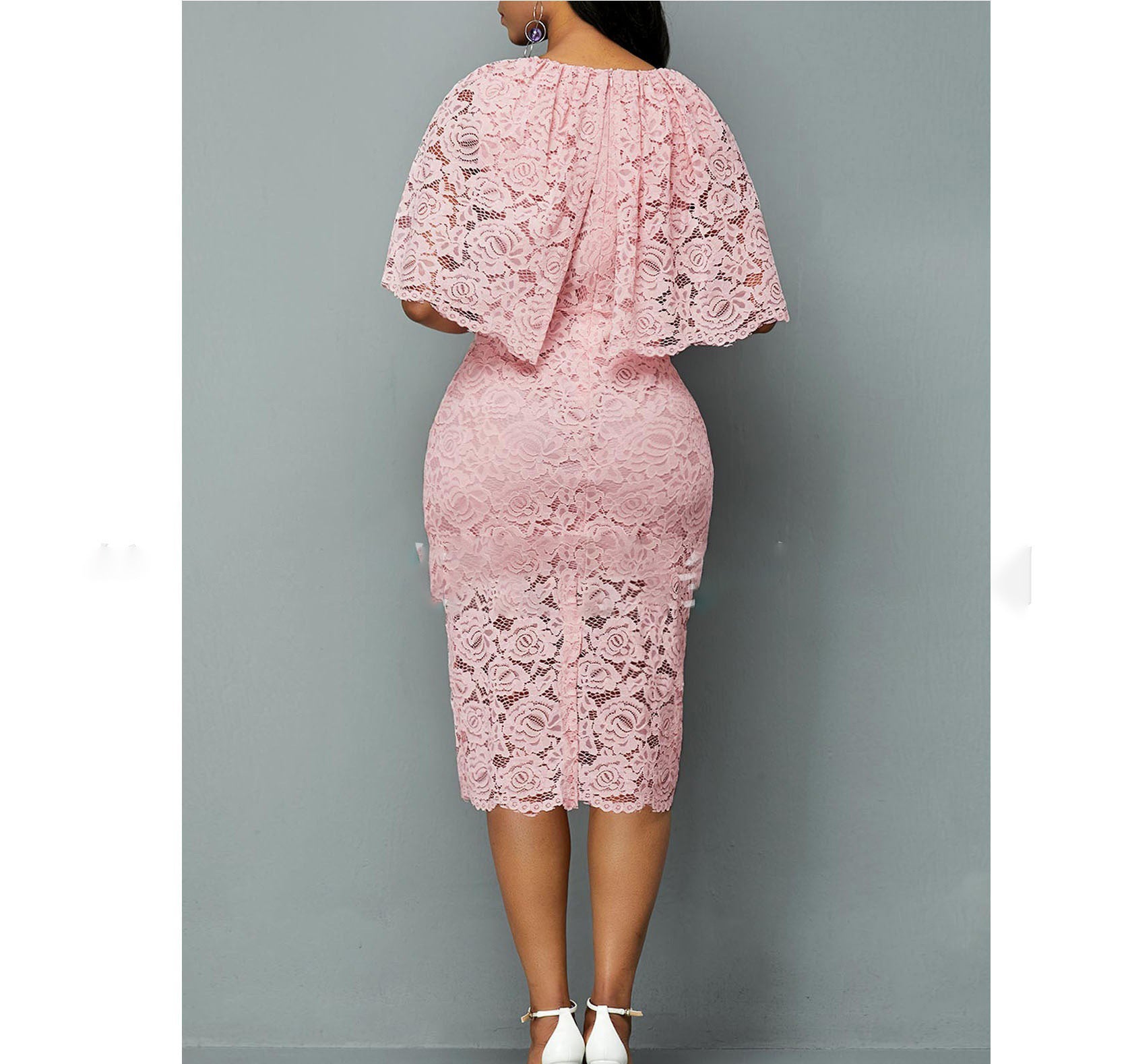 Elegant Plus Size Floral Lace Maxi Dress - Vogue Aura