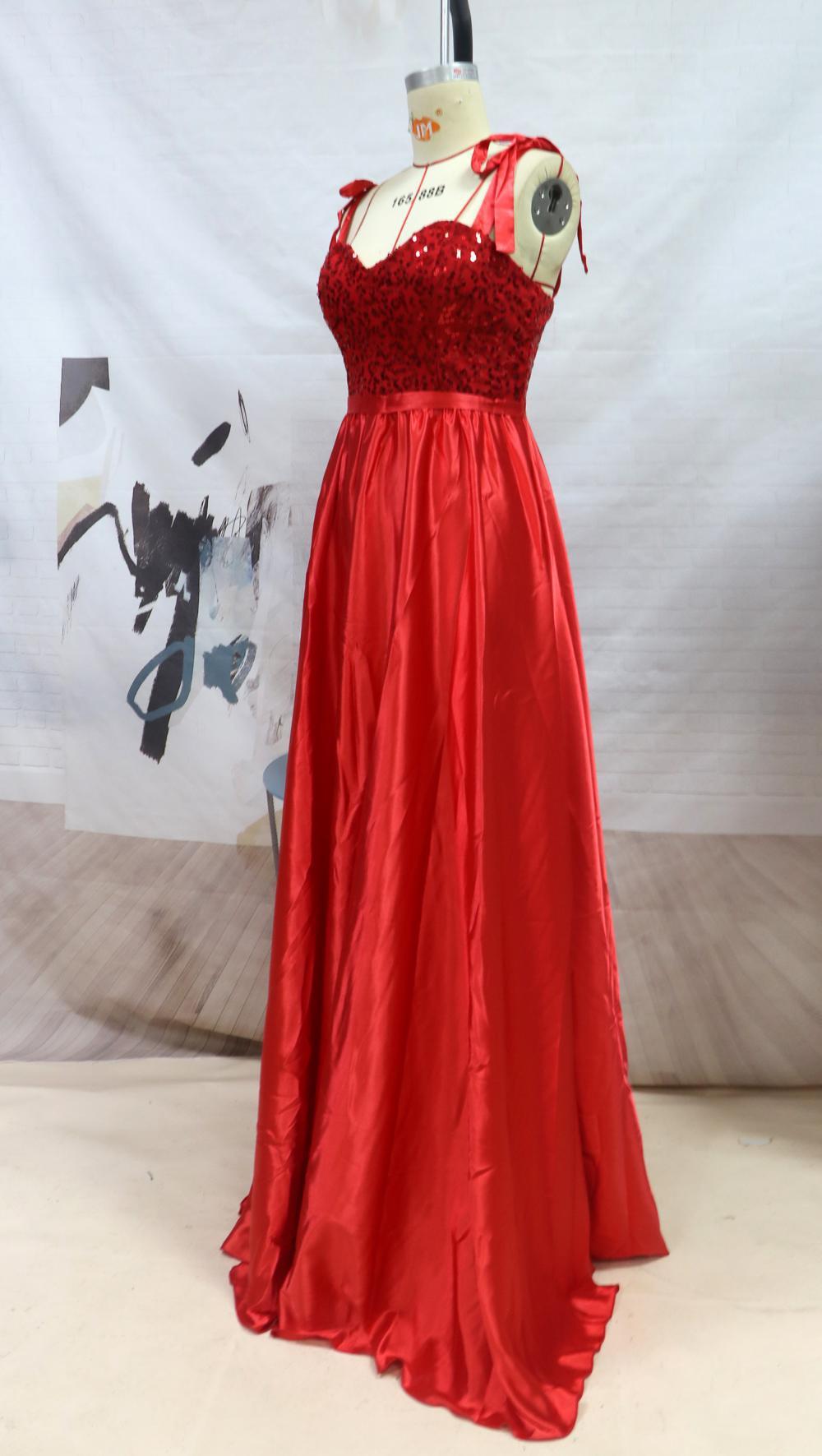 Elegant Red Sequined V-Neck Evening Dress - Vogue Aura