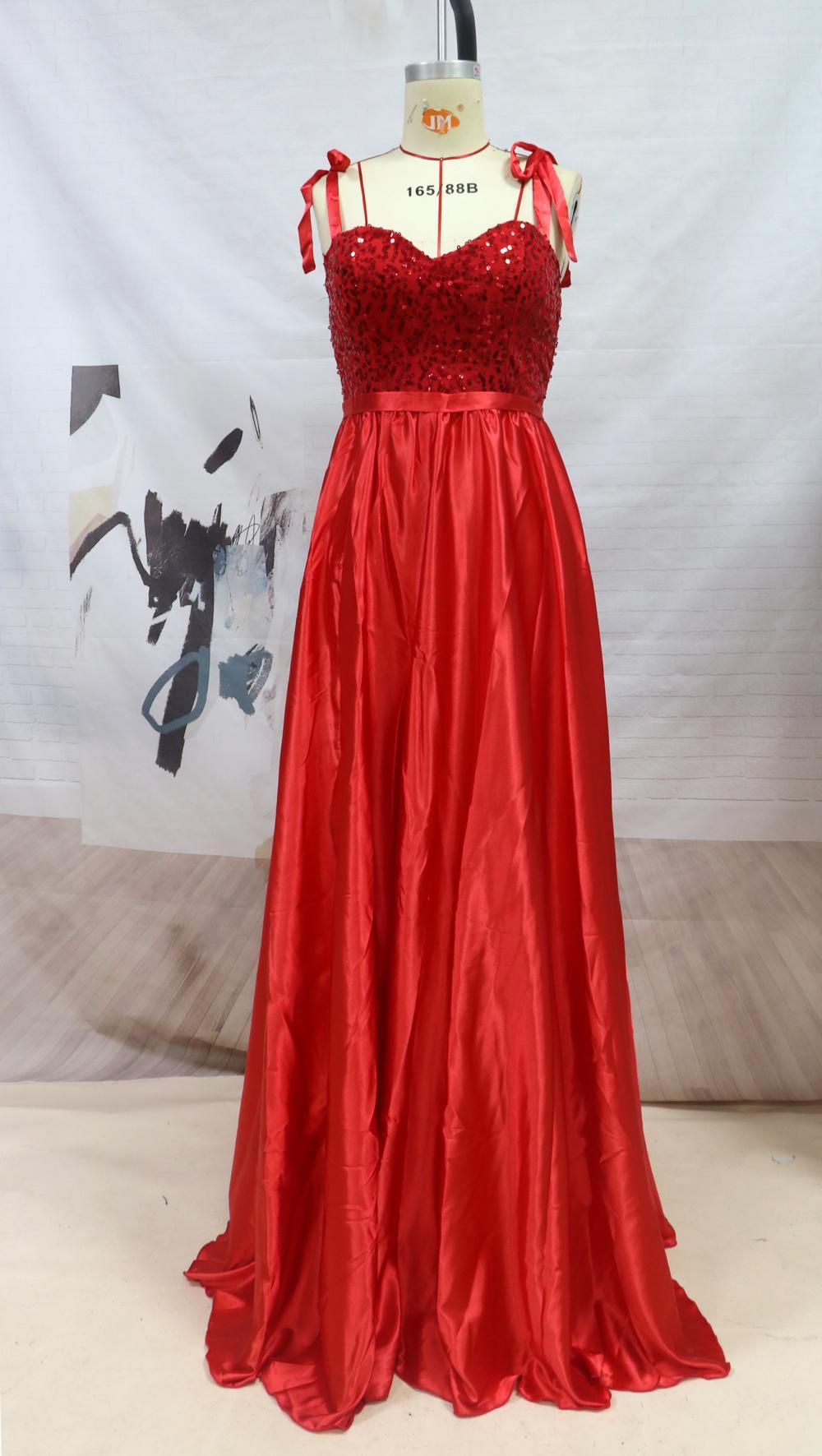 Elegant Red Sequined V-Neck Evening Dress - Vogue Aura