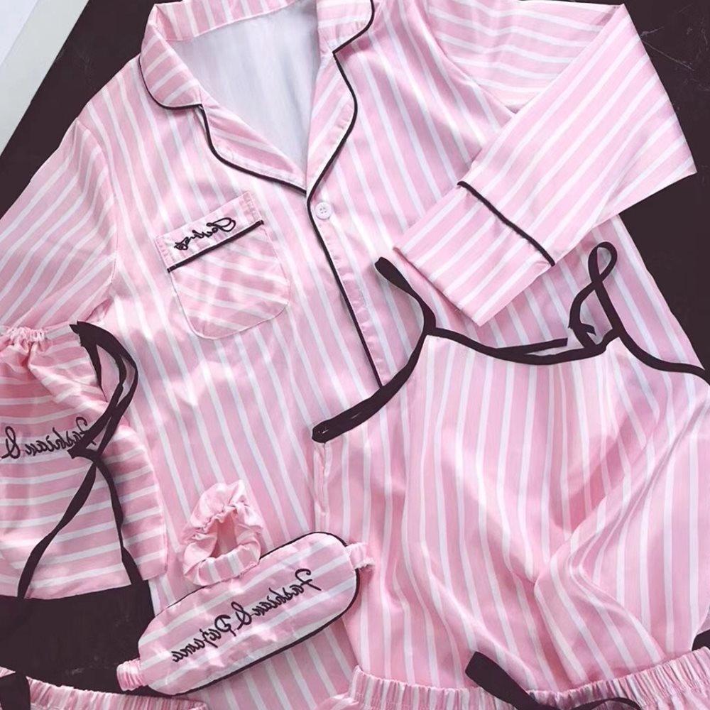 Women's Loungewear Set - Vogue Aura