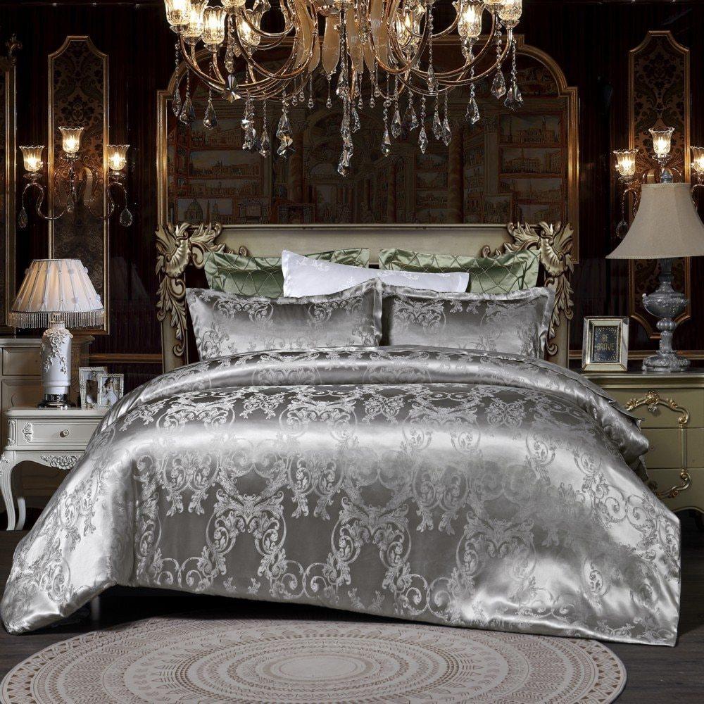 Luxurious Jacquard Polyester Bedding Ensemble with Matching Pillowcases - Vogue Aura