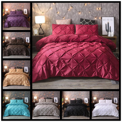 Luxurious Polyester Quilt Cover for Chic Bedroom Aesthetics - Vogue Aura