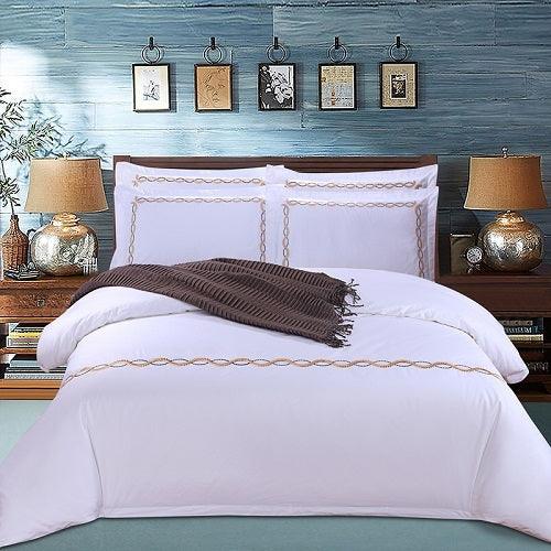 Serenity Sleep: Elegant 4-Piece Cotton Bed Linen Collection - Vogue Aura