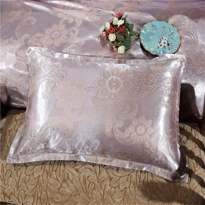 Elegant Jacquard Bedding Ensemble - Vogue Aura