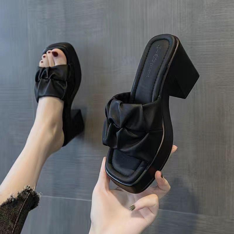 Chunky Heel Waterproof Platform Slippers with Stylish Designs - Vogue Aura