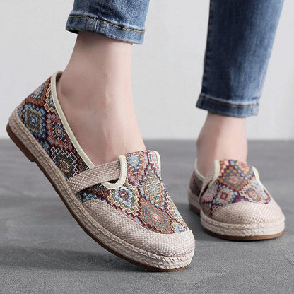 Women's Ethnic Style Embroidered Breathable Shoes - Vogue Aura